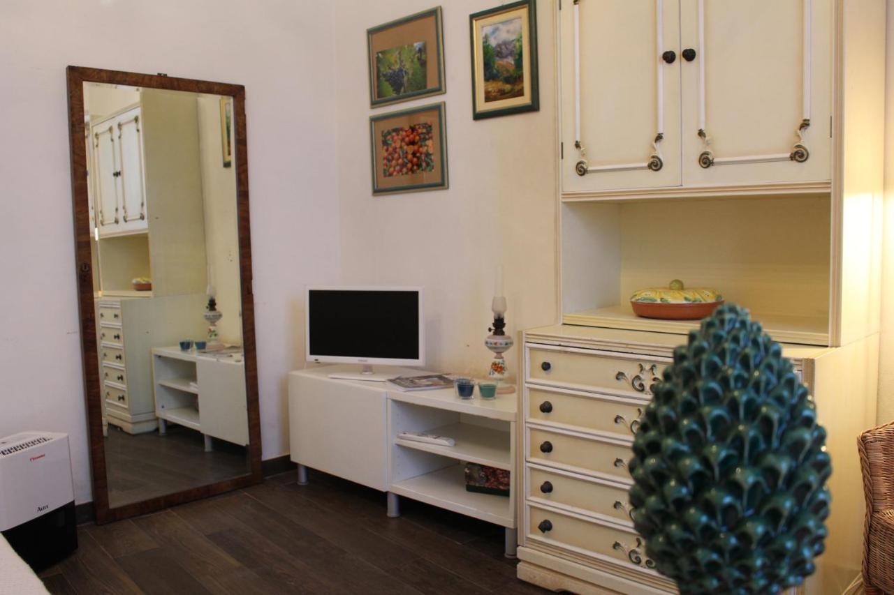 Dimora Del Pero Villa Palazzolo Acreide Buitenkant foto